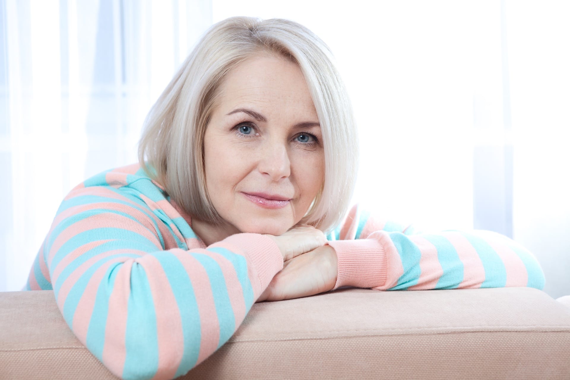 https://www.yourhealth.net.au/wp-content/uploads/2018/04/Middle-aged-woman-relaxing-at-home.jpg